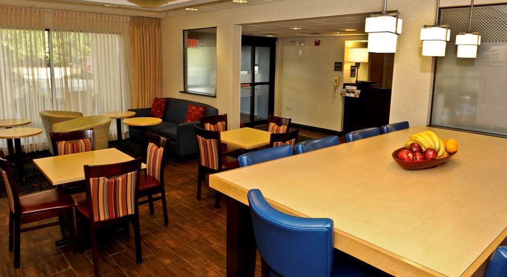 Hampton Inn Chicago Elgin/I-90 Интериор снимка