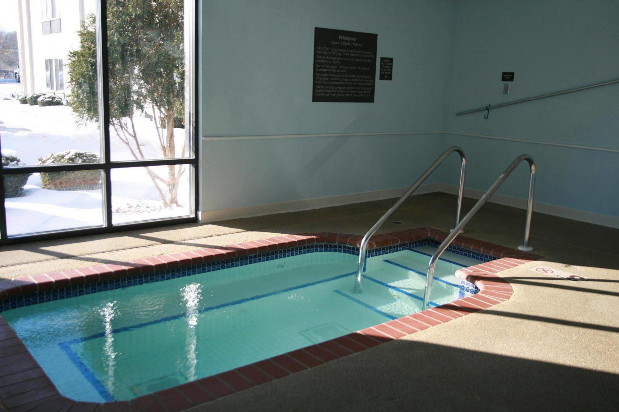 Hampton Inn Chicago Elgin/I-90 Съоръжения снимка